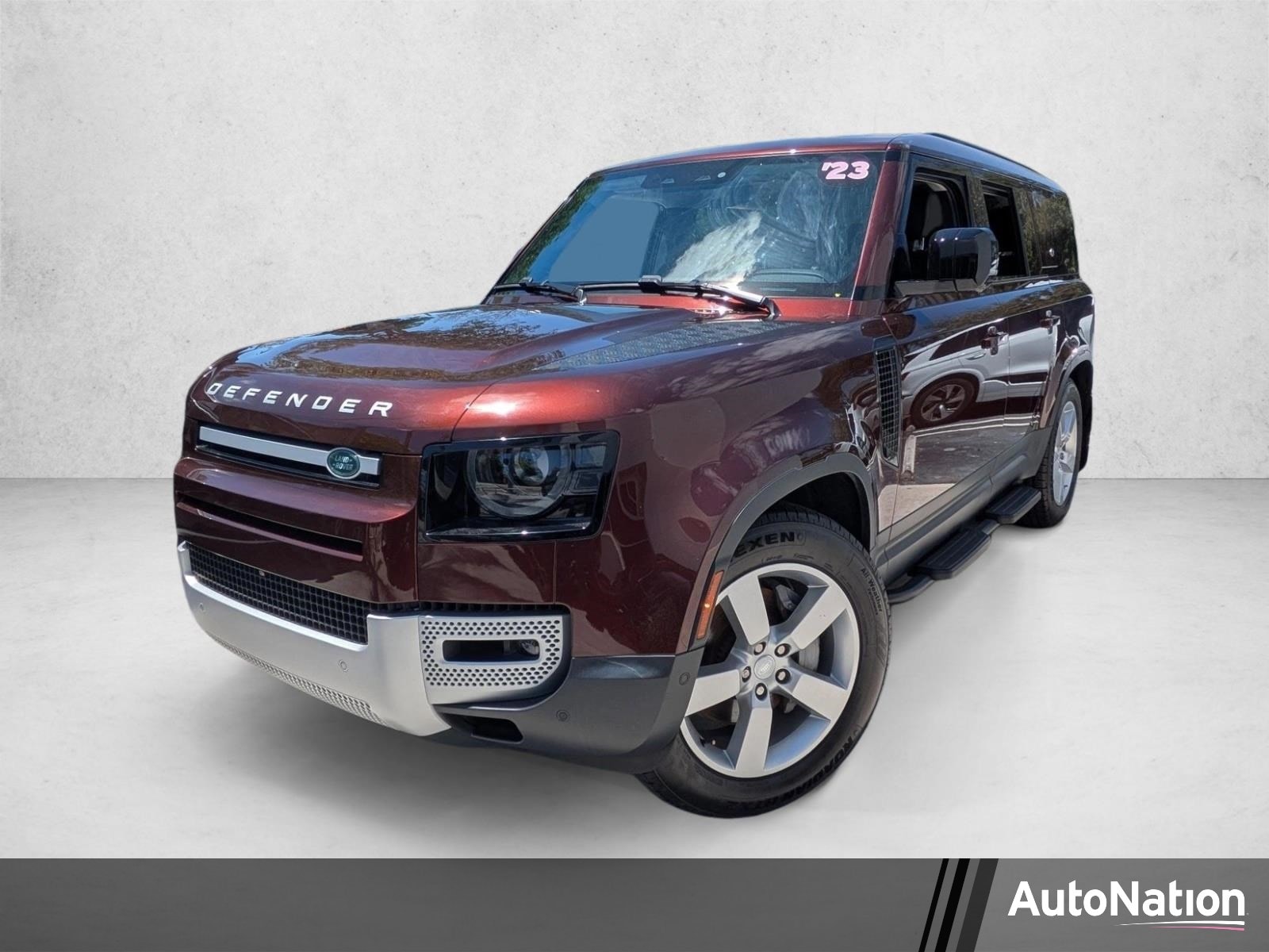 2023 Land Rover Defender First Edition's photo