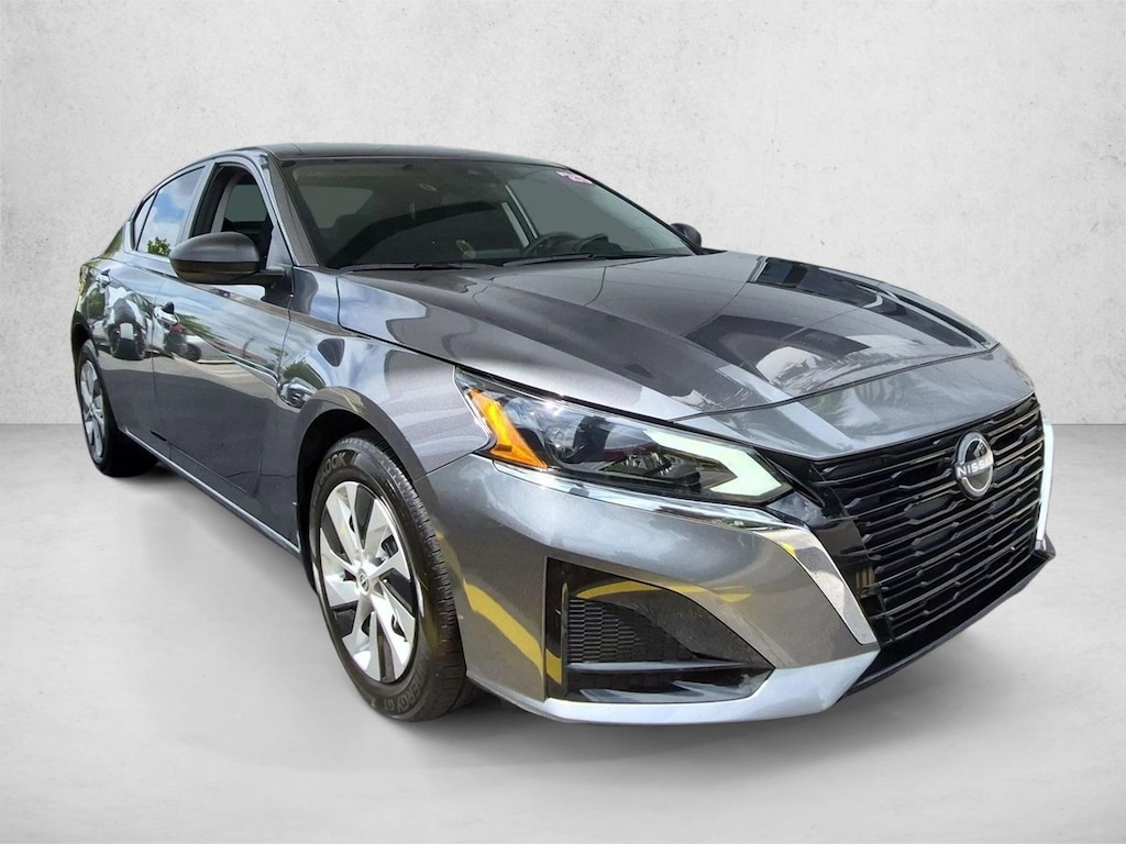 Certified 2025 Nissan Altima S Sedan