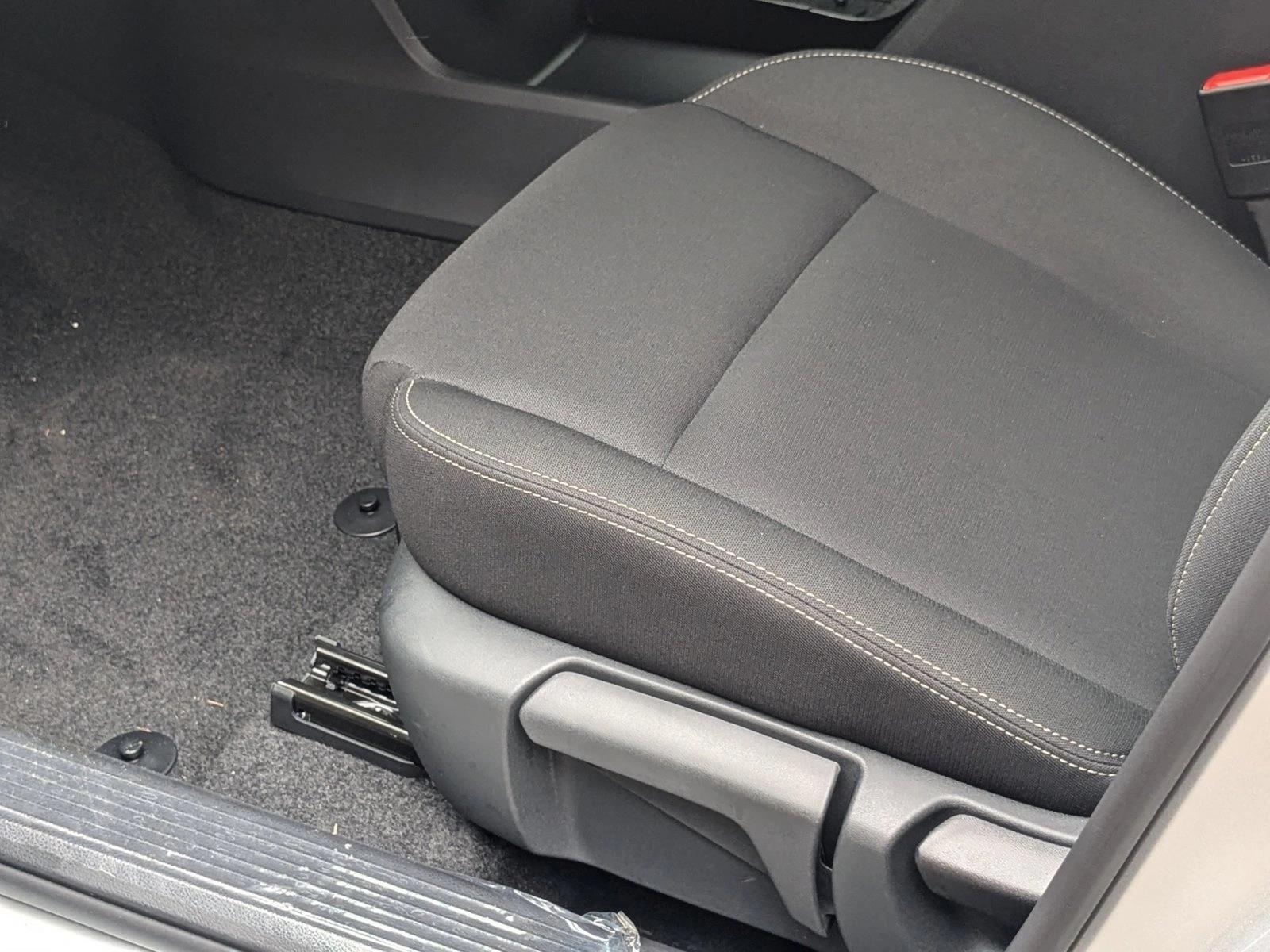 2025 Nissan Rogue S photo 2