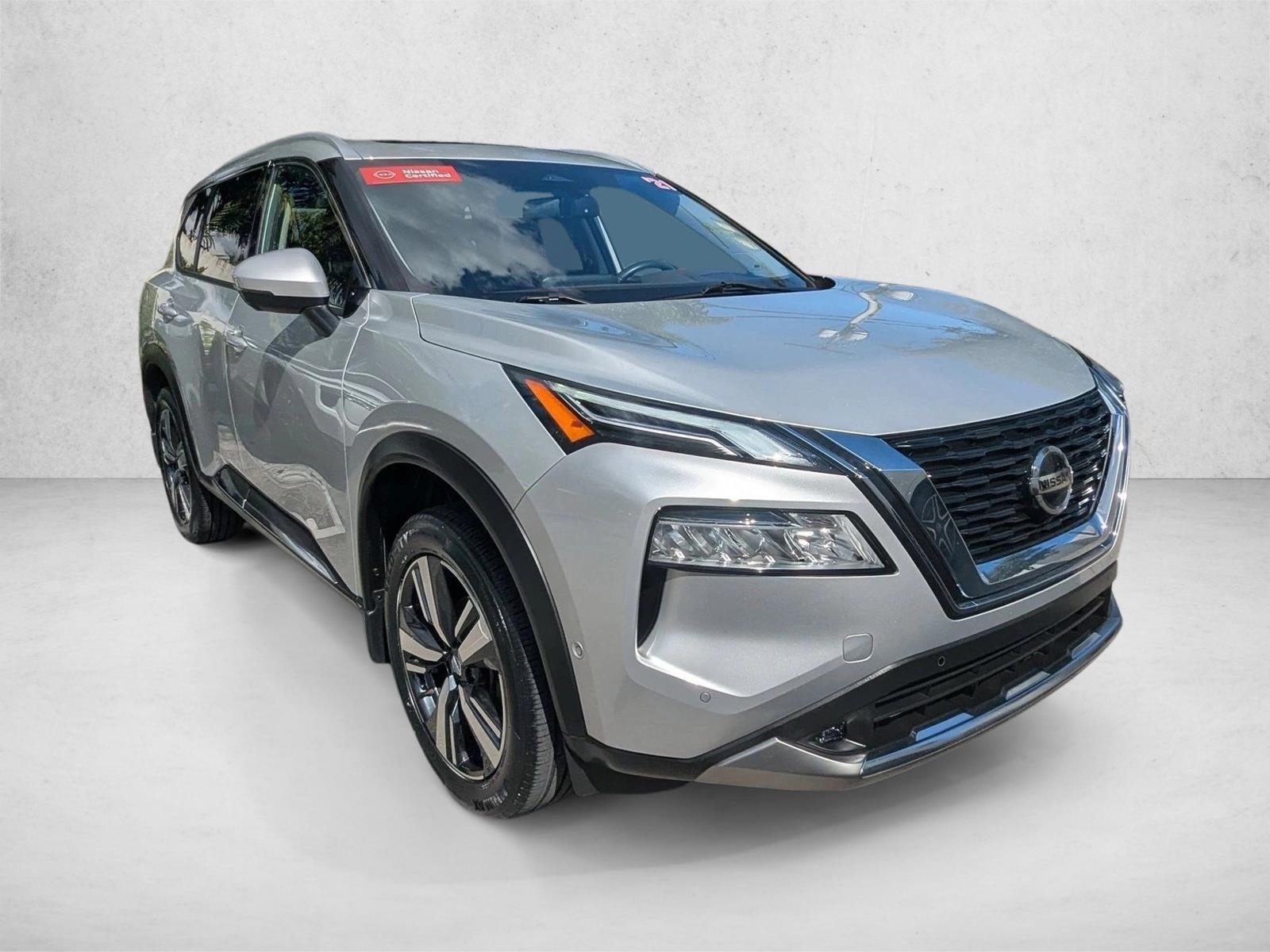 2021 Nissan Rogue Platinum photo 3