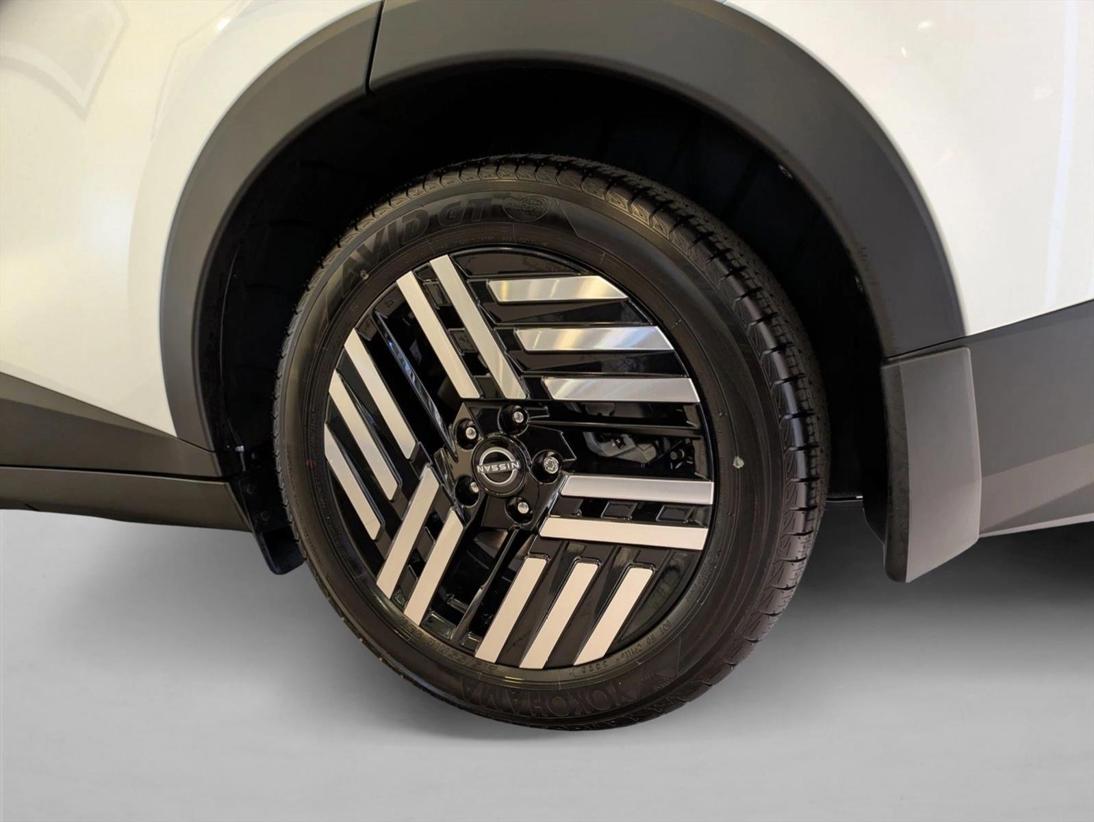 2026 Nissan LEAF SV+ - Photo 9