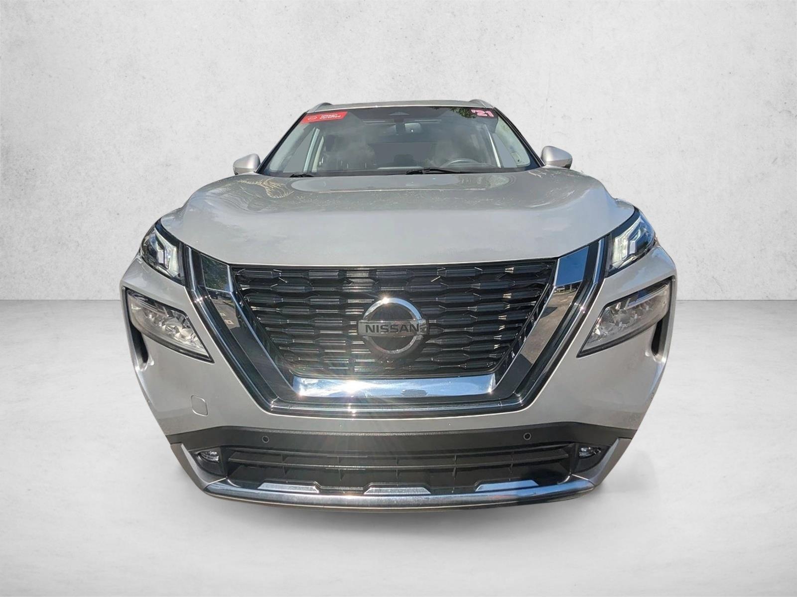 2021 Nissan Rogue Platinum photo 2