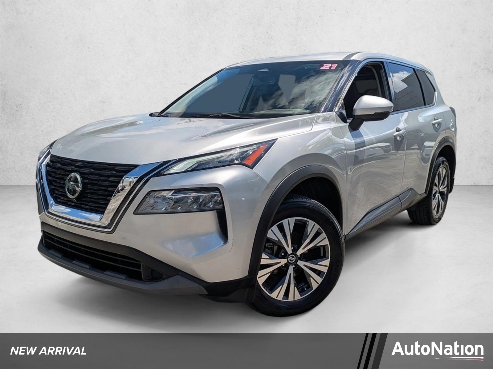 2021 Nissan Rogue SV FWD's photo