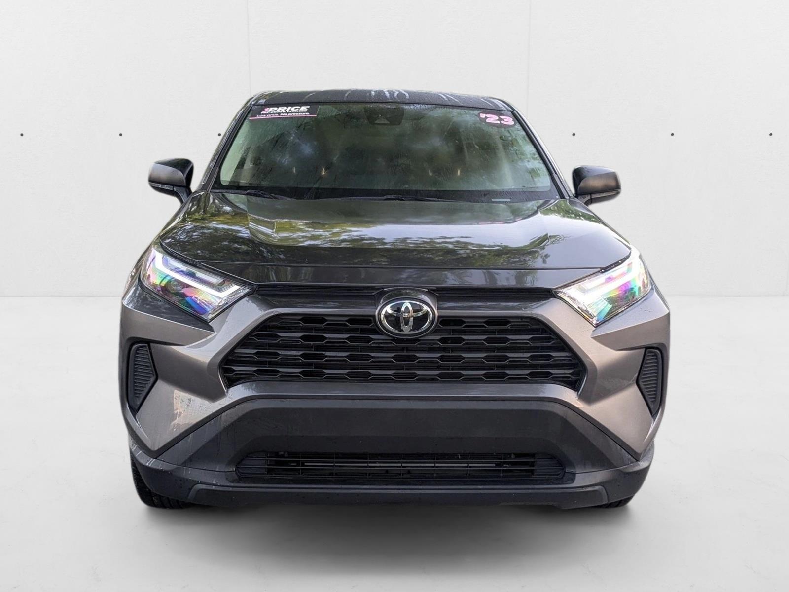 2023 Toyota RAV4 LE photo 2