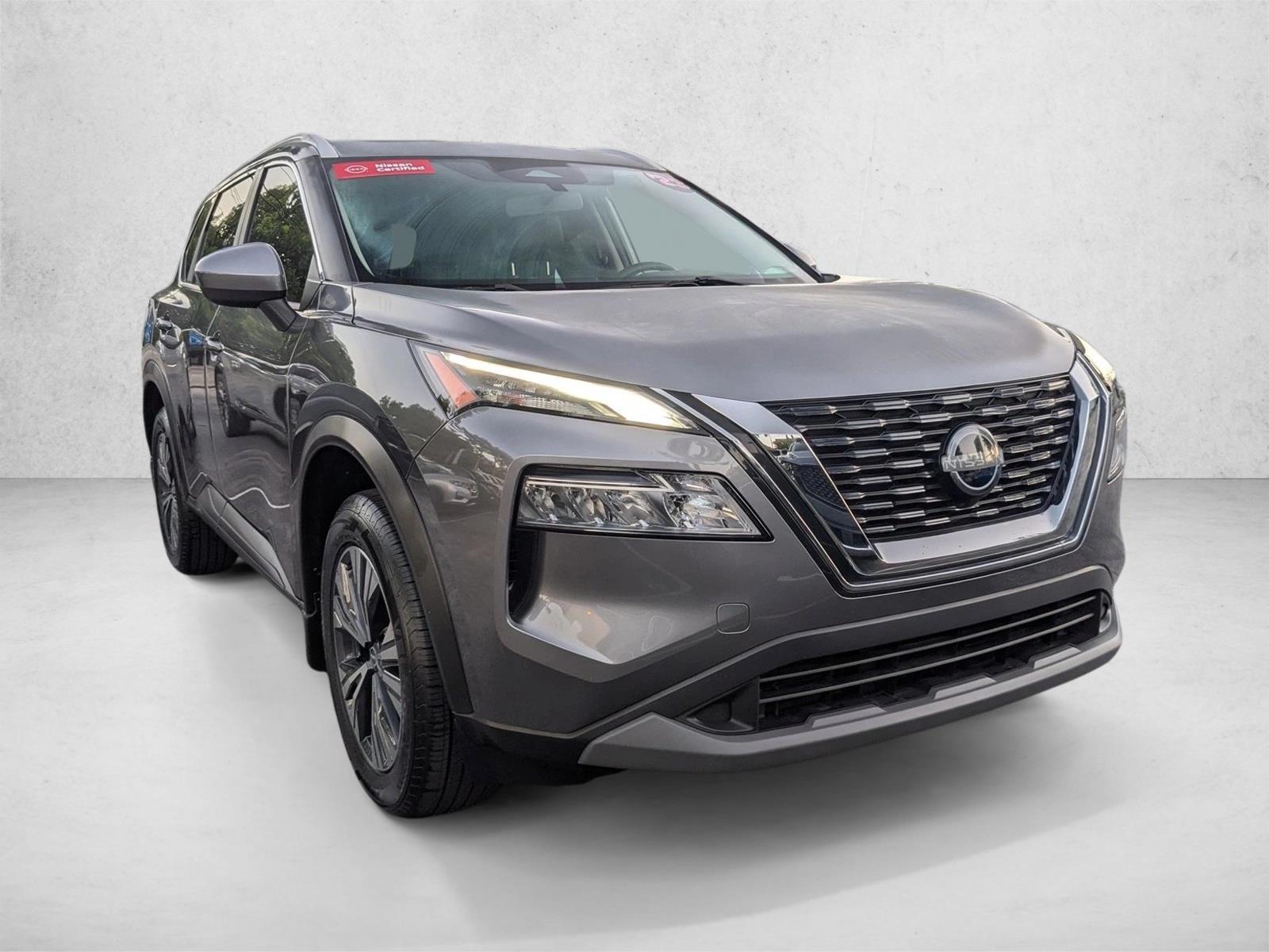 2023 Nissan Rogue SV photo 3