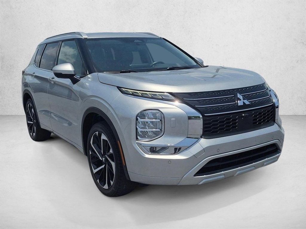 Used 2023 Mitsubishi Outlander SEL SUV