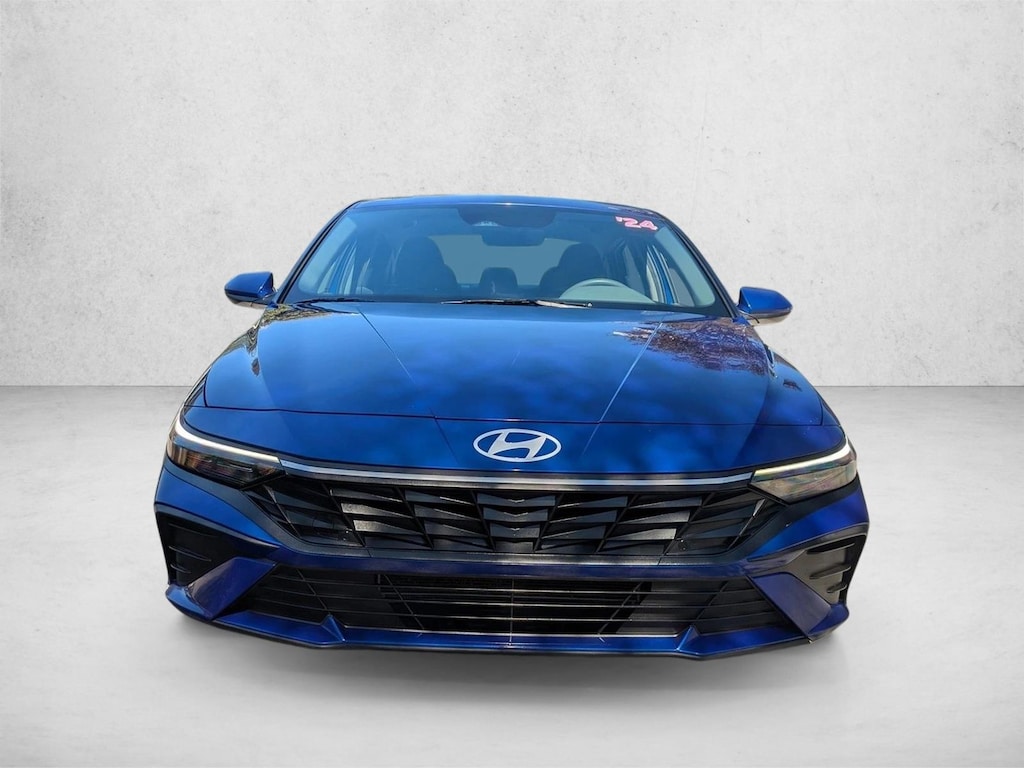 Used 2024 Hyundai Elantra SEL Sedan