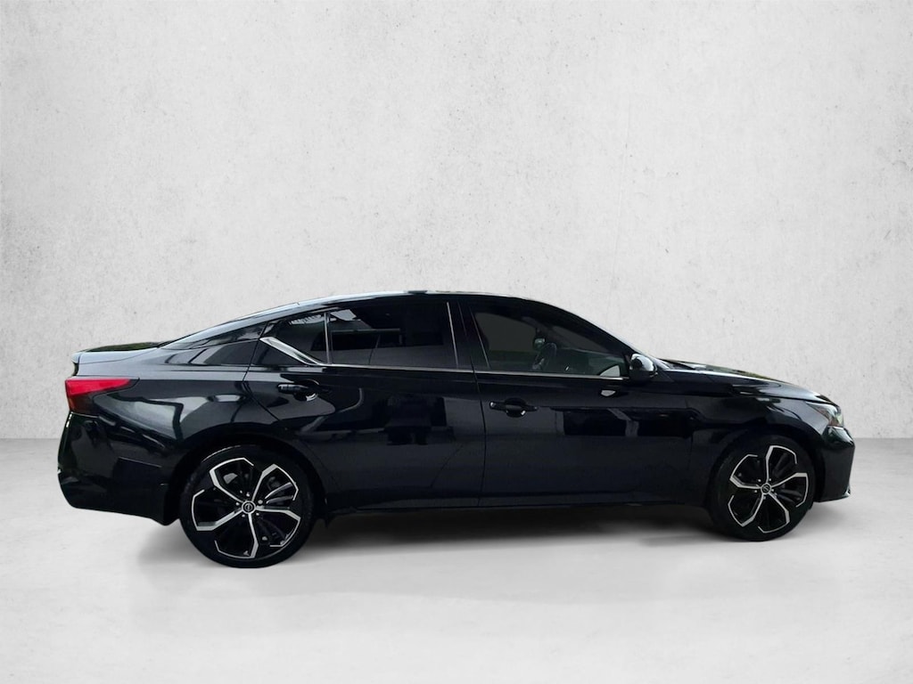 Certified 2023 Nissan Altima 2.5 SR Sedan