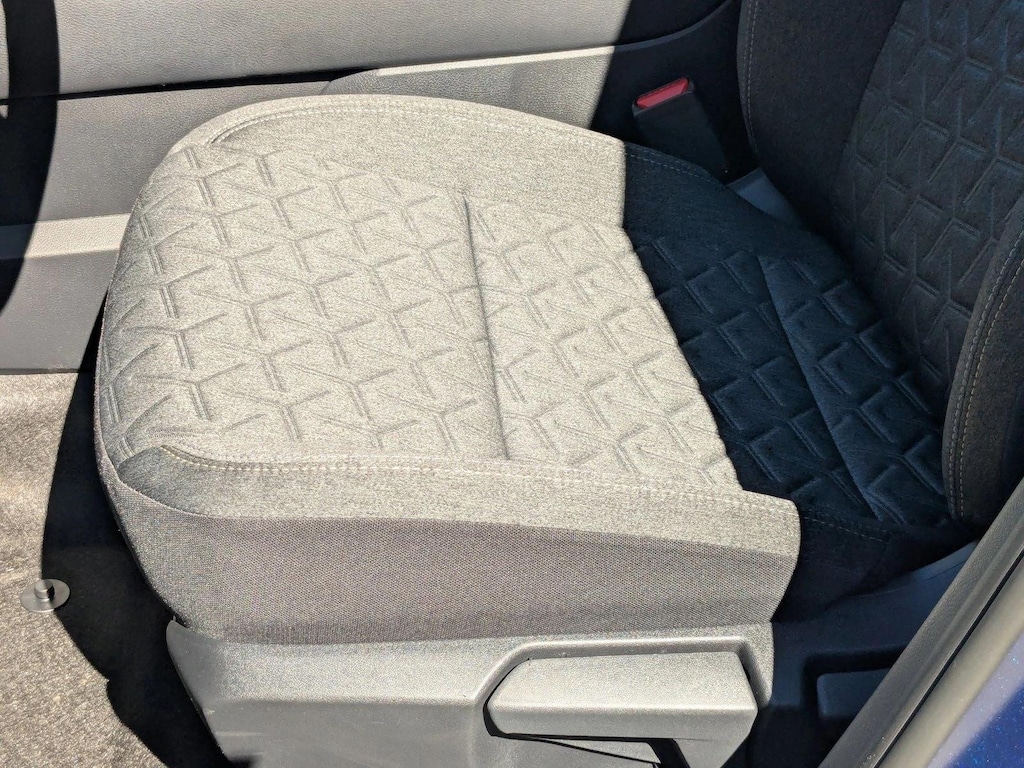 New 2026 Nissan Kicks SV SUV