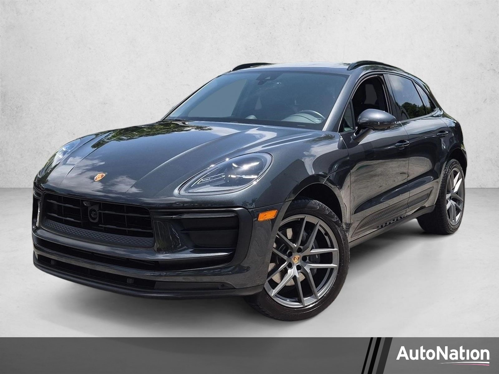 2023 Porsche Macan