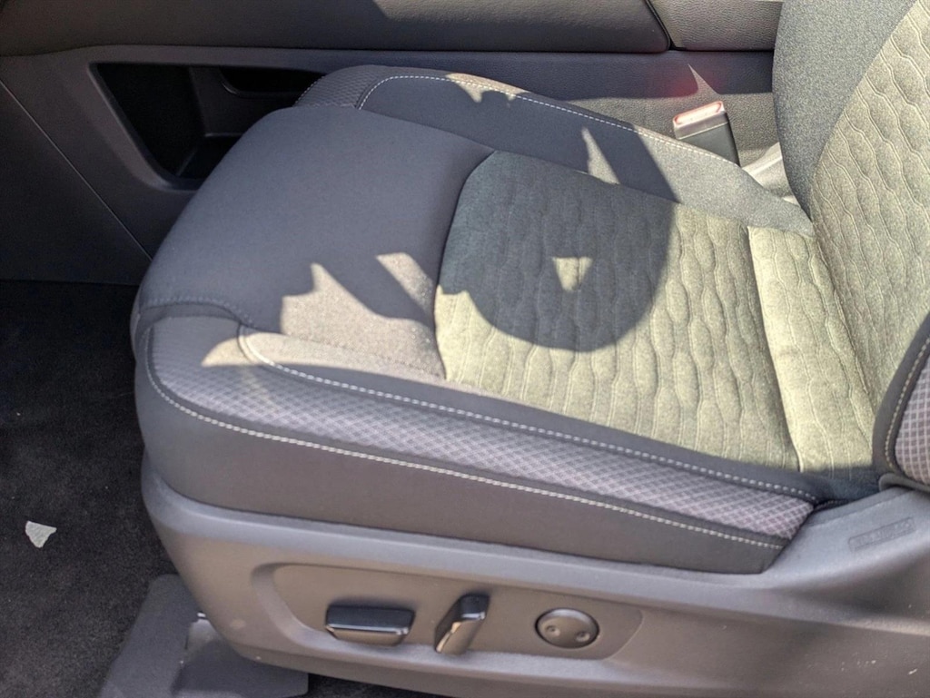 New 2026 Nissan Pathfinder SV SUV