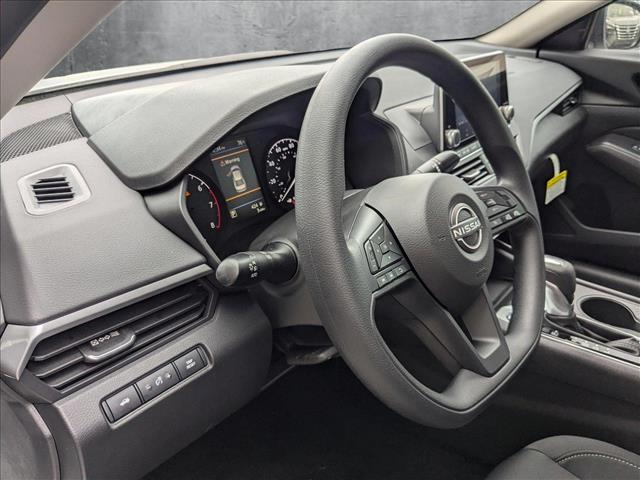 2025 Nissan Altima S photo 3