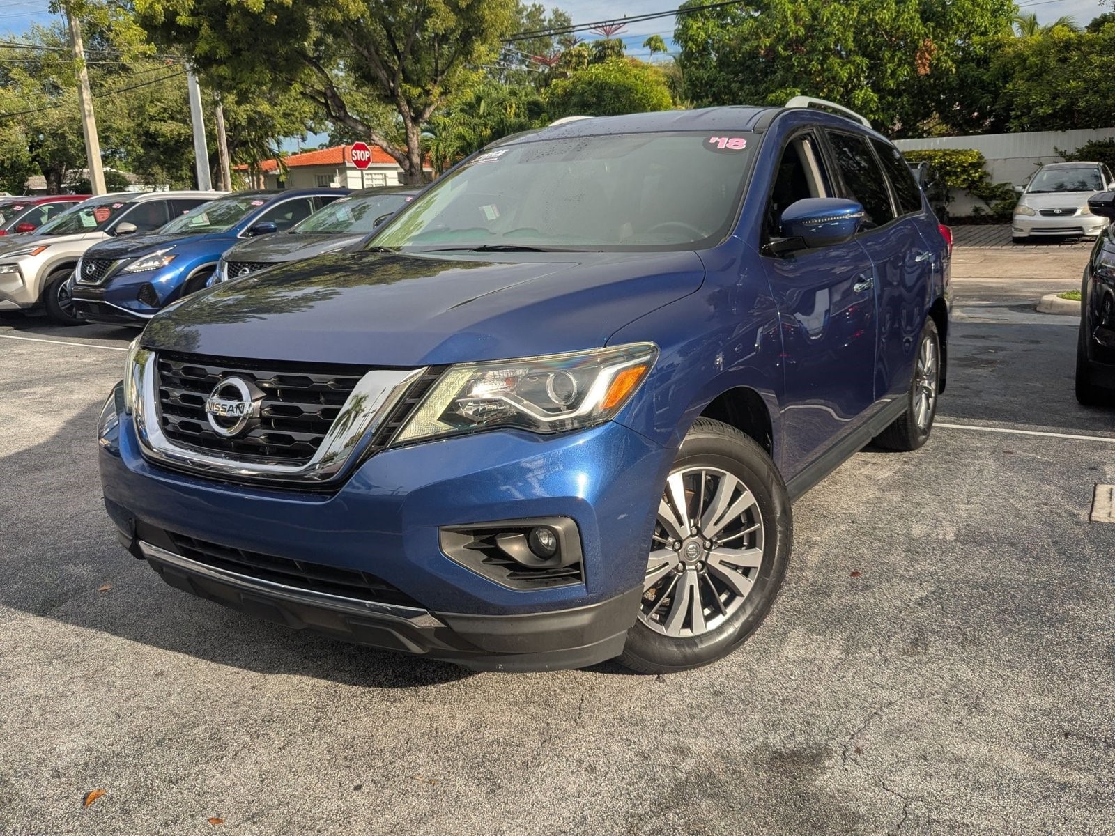 2018 Nissan Pathfinder SV