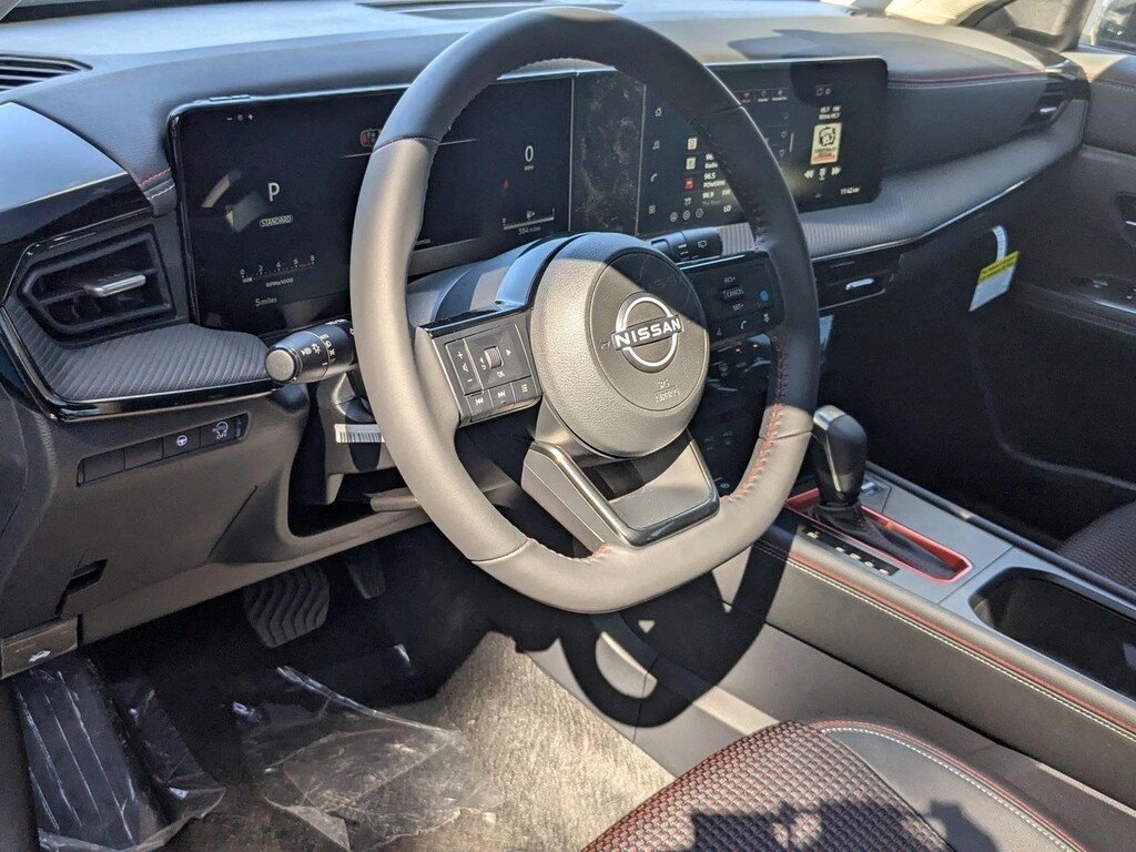 New 2026 Nissan Kicks SR SUV