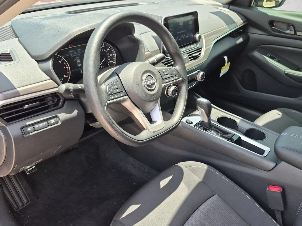 New 2026 Nissan Altima SV Sedan