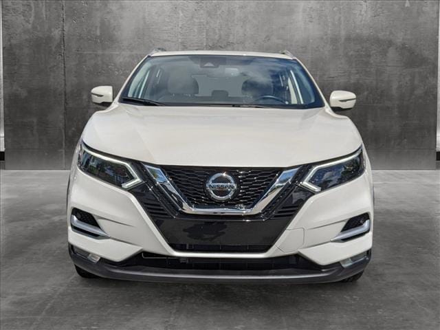 Used 2022 Nissan Rogue Sport SL with VIN JN1BJ1CW1NW484621 for sale in Miami, FL