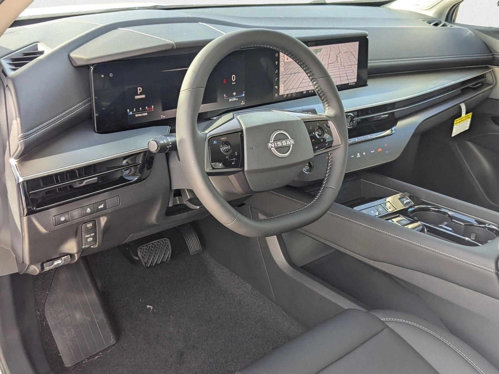2025 Nissan Murano SL photo 2