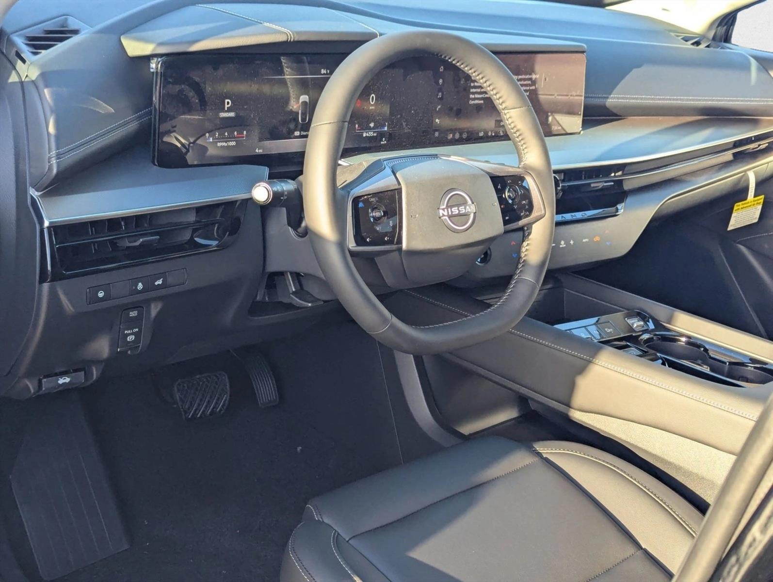 2025 Nissan Murano SL photo 2