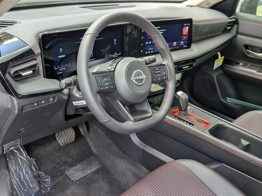 New 2026 Nissan Kicks SR SUV