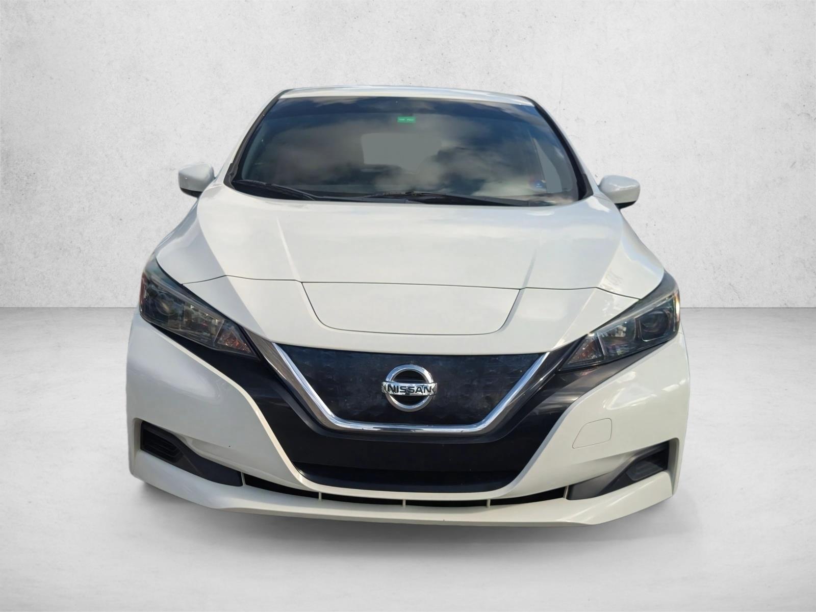 2018 Nissan Leaf S photo 2