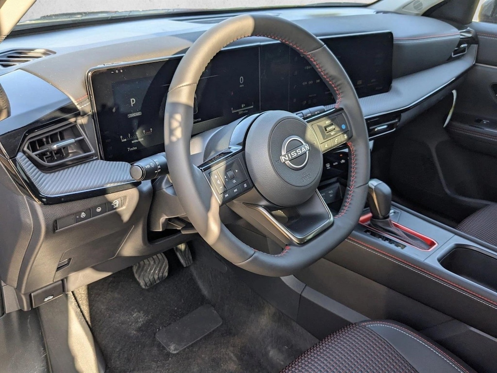 New 2026 Nissan Kicks SR SUV