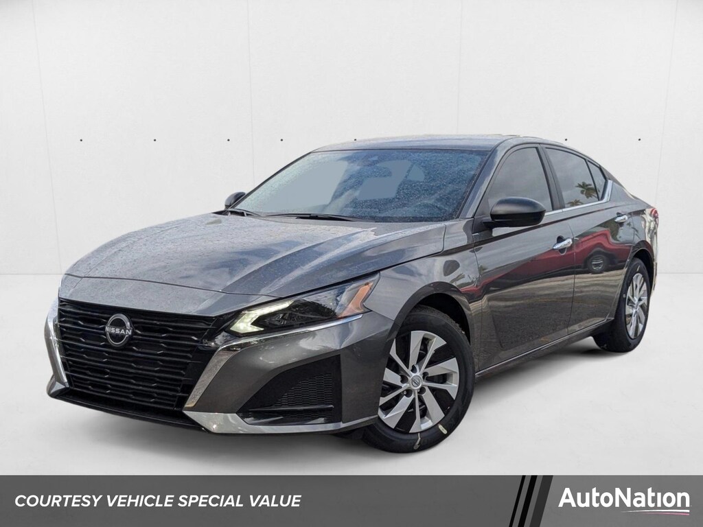 New 2025 Nissan Altima S Sedan