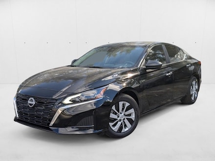 2025 Nissan Altima S Sedan