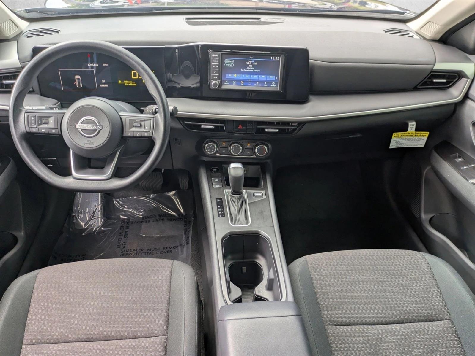 2025 Nissan Kicks S AWD - Photo 16