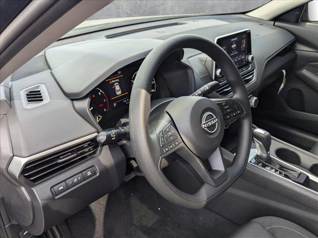 2025 Nissan Altima S photo 3