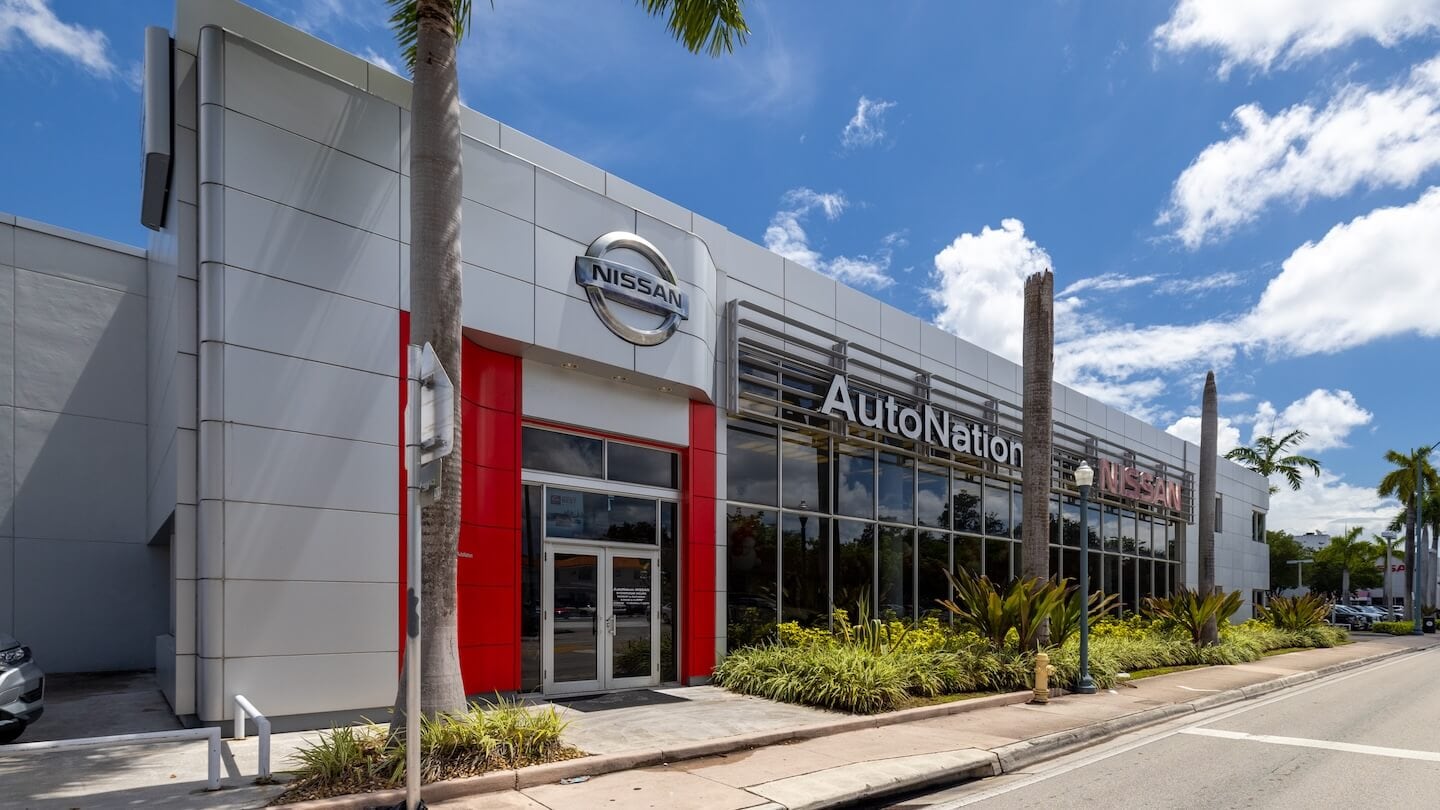 Exterior view of AutoNation Nissan Miami