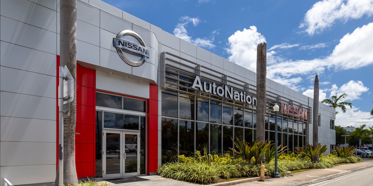 exterior view of AutoNation Nissan Miami