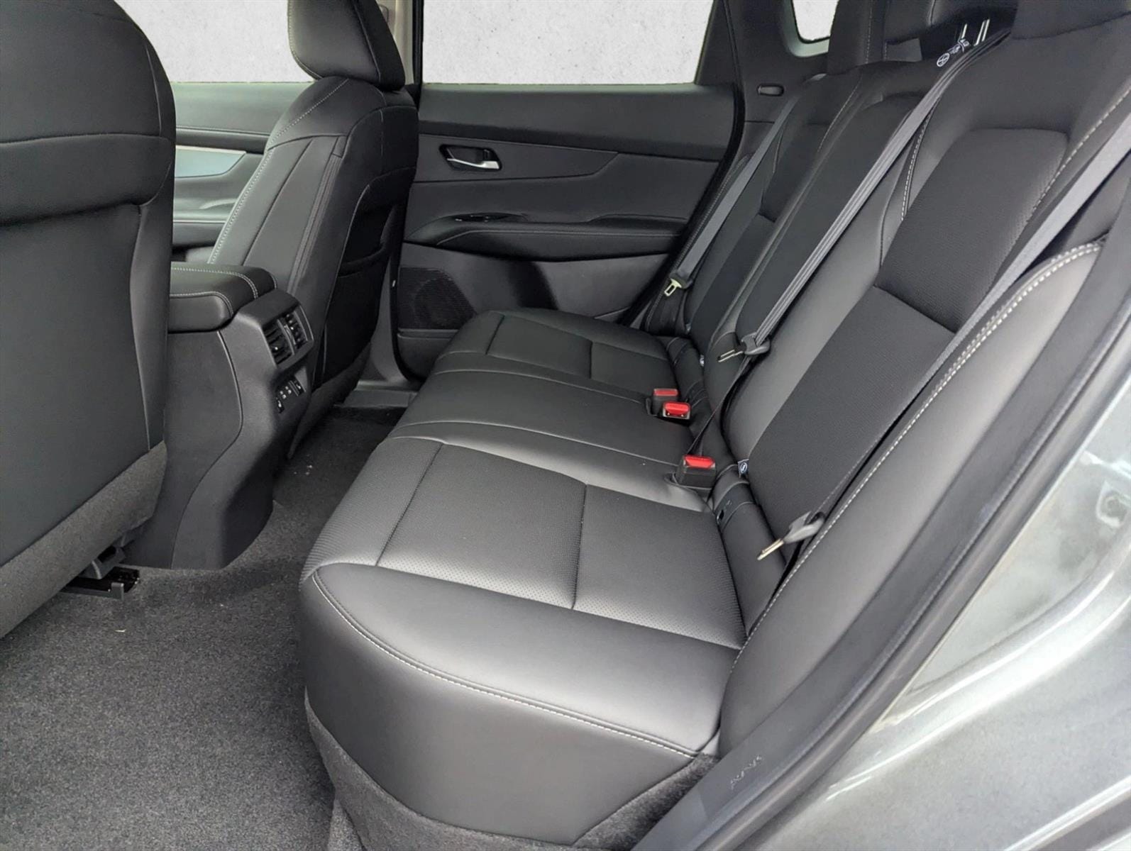 2026 Nissan Murano SL - Photo 14