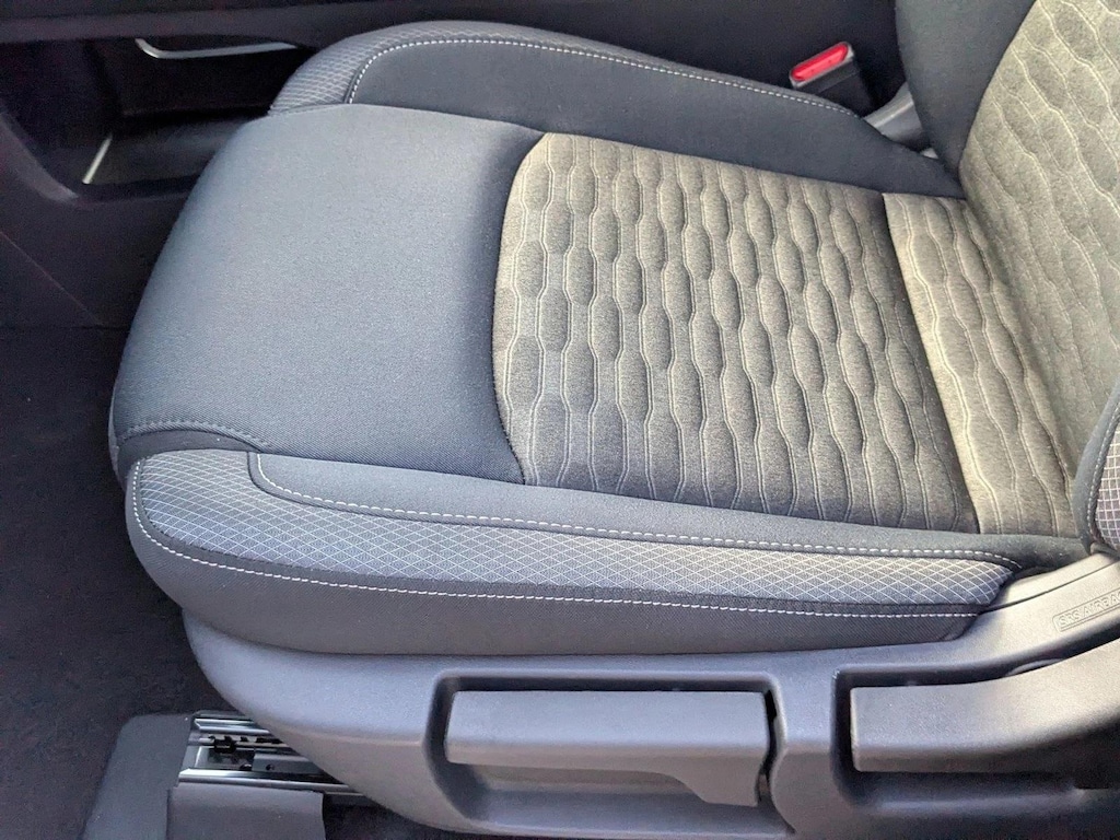 New 2025 Nissan Pathfinder S SUV