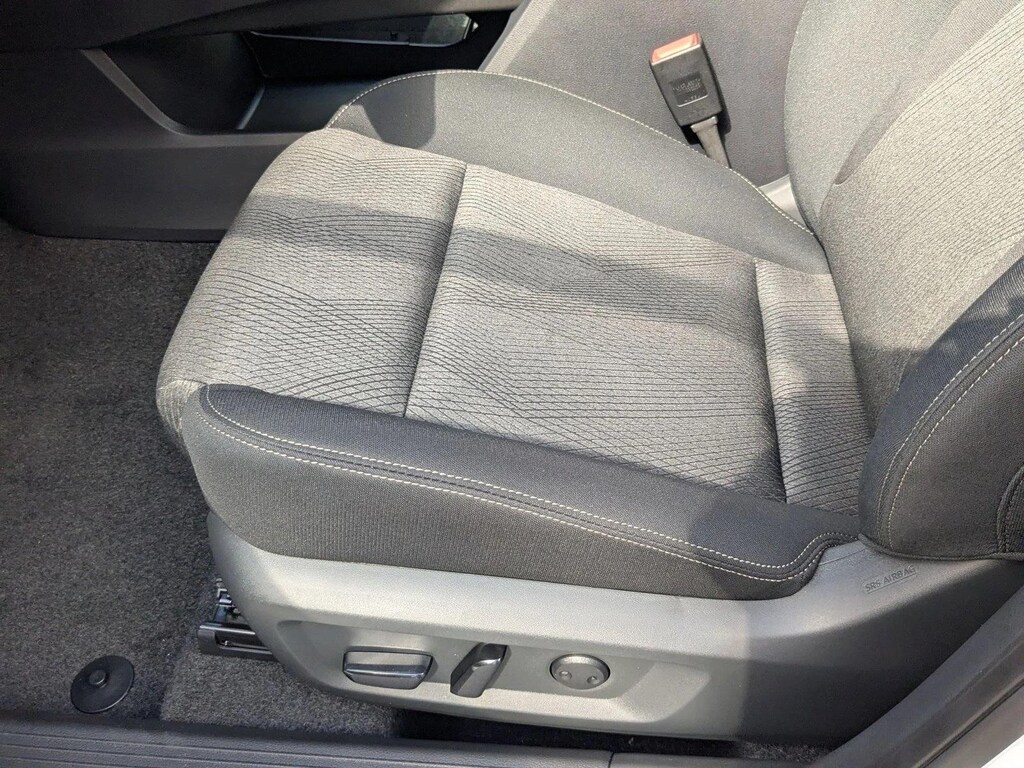 New 2026 Nissan Rogue SV SUV