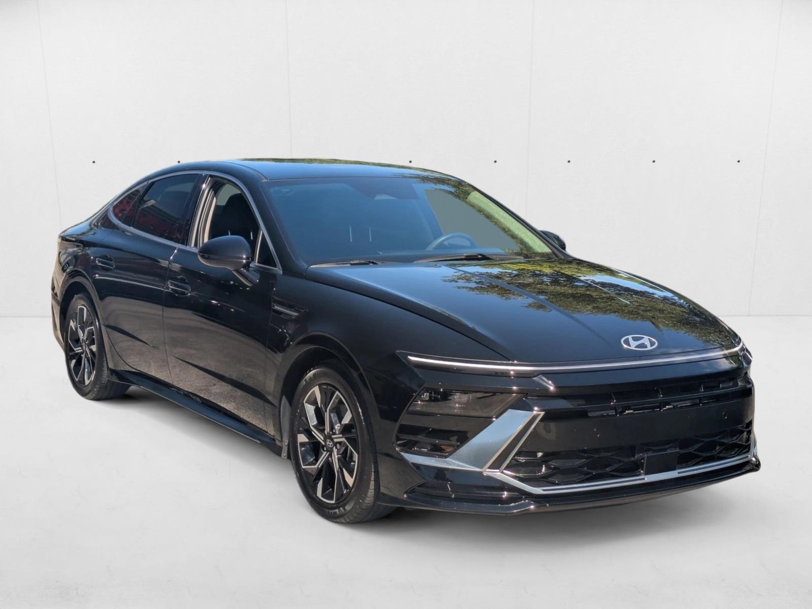 2024 Hyundai Sonata SEL photo 3