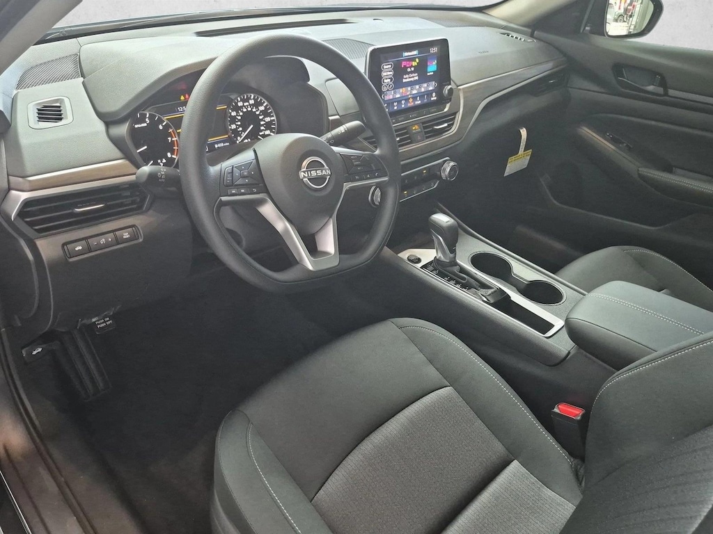 New 2026 Nissan Altima SV Sedan