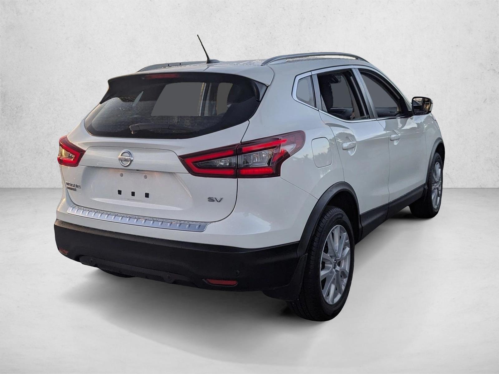 2021 Nissan Rogue Sport SV photo 4