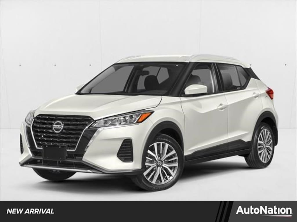Used 2022 Nissan Kicks SV SUV