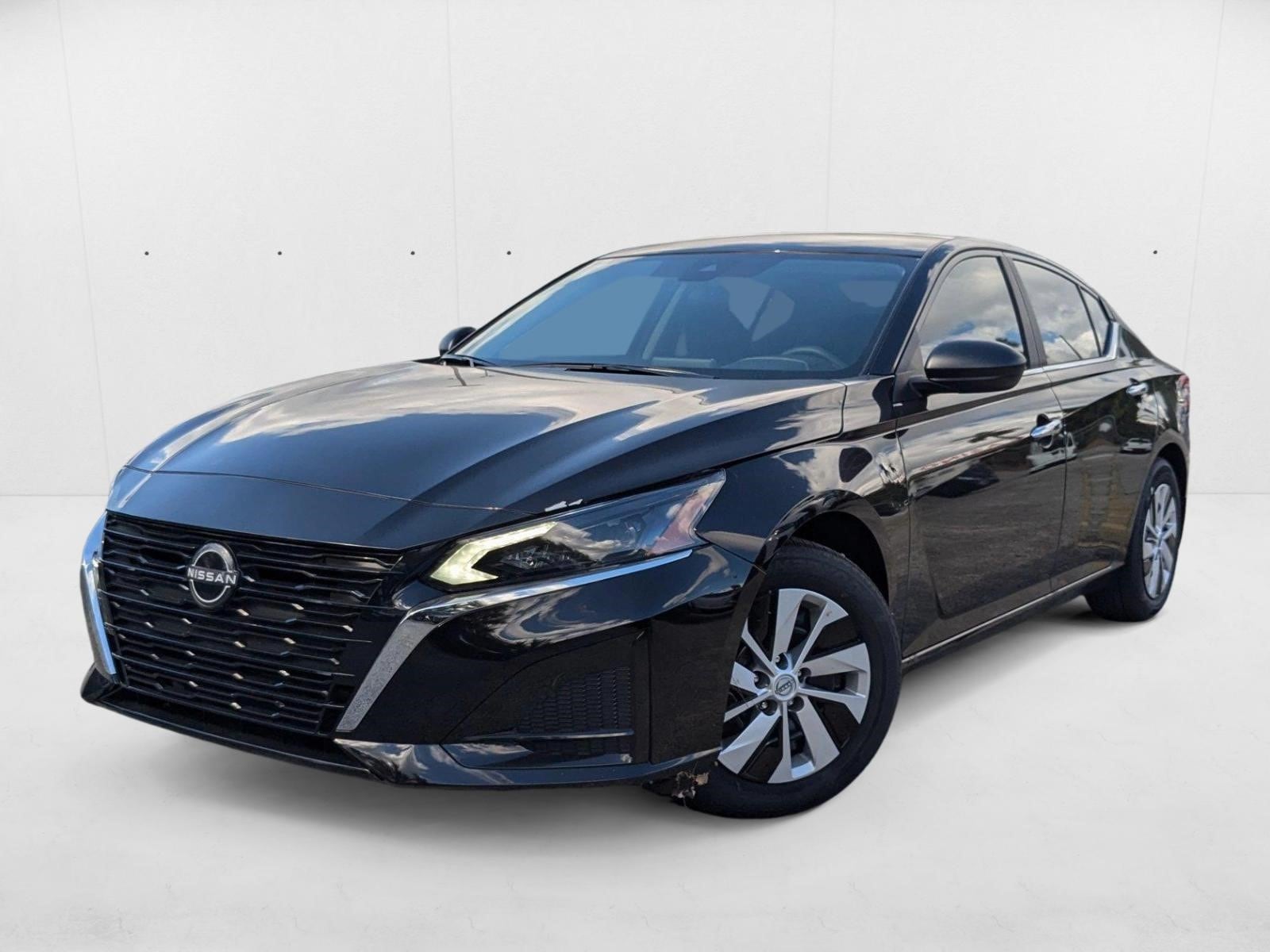 2025 Nissan Altima S