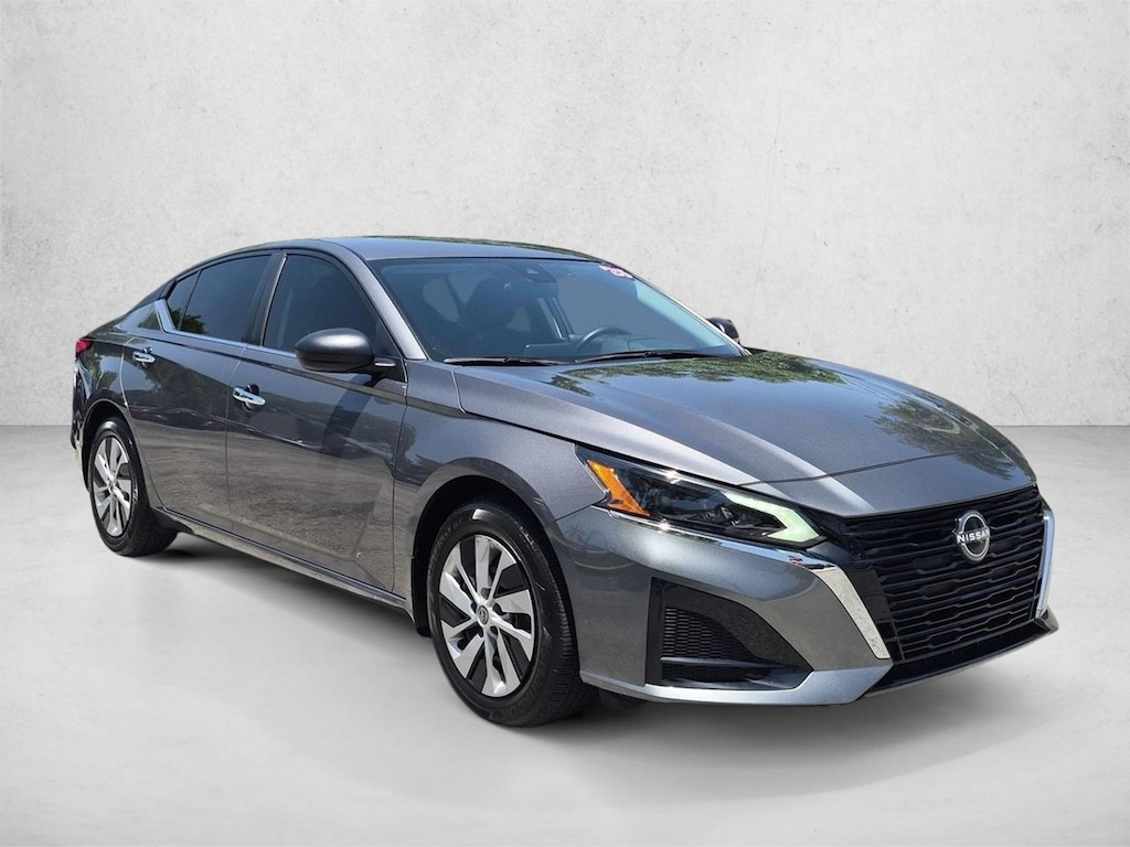 Certified 2025 Nissan Altima S Sedan