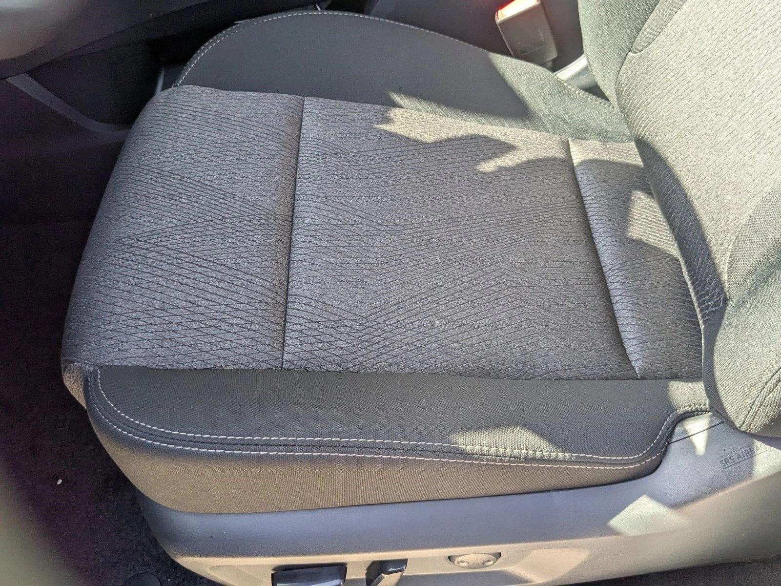 2026 Nissan Rogue SV photo 3
