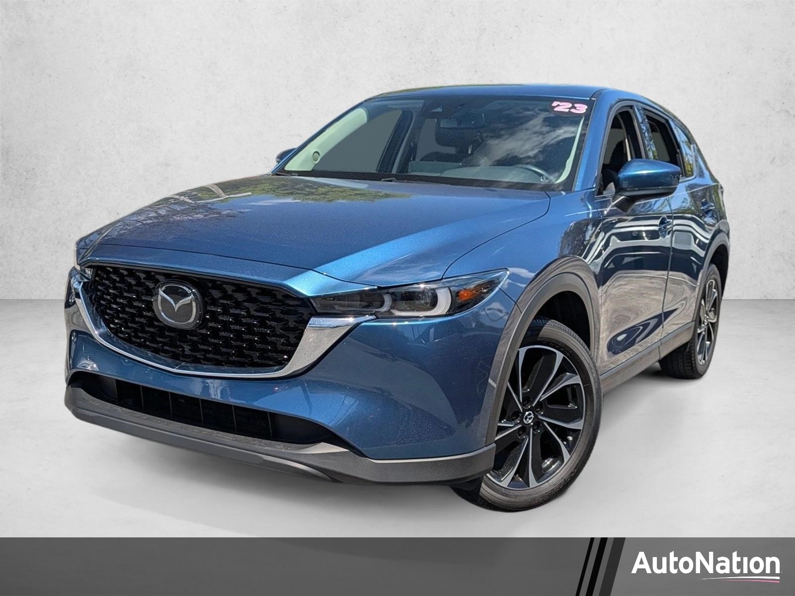 2023 Mazda CX-5 S Premium package Auto AWD's photo