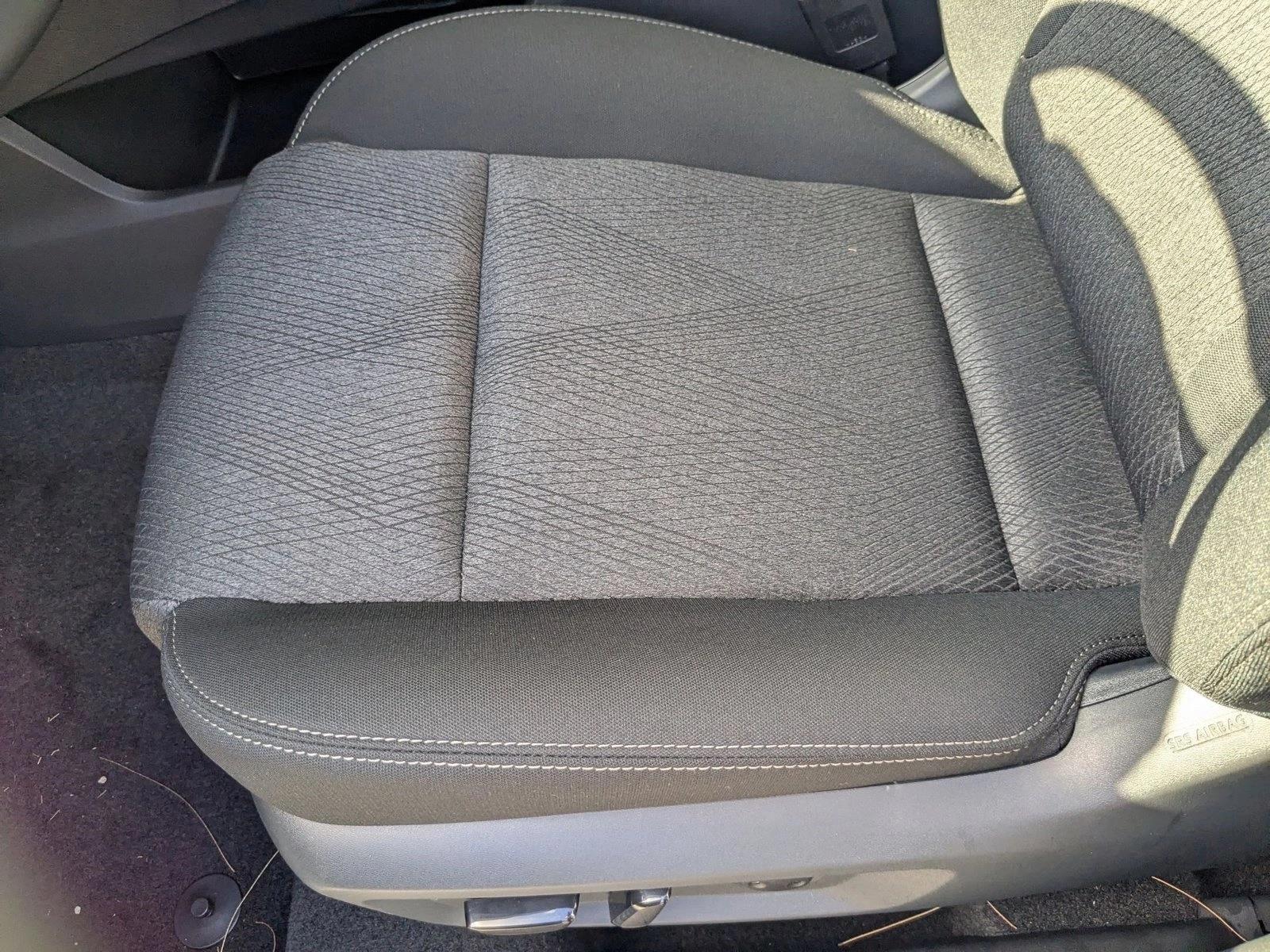 2026 Nissan Rogue SV photo 3