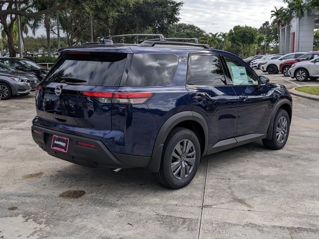 New 2025 Nissan Pathfinder SV SUV