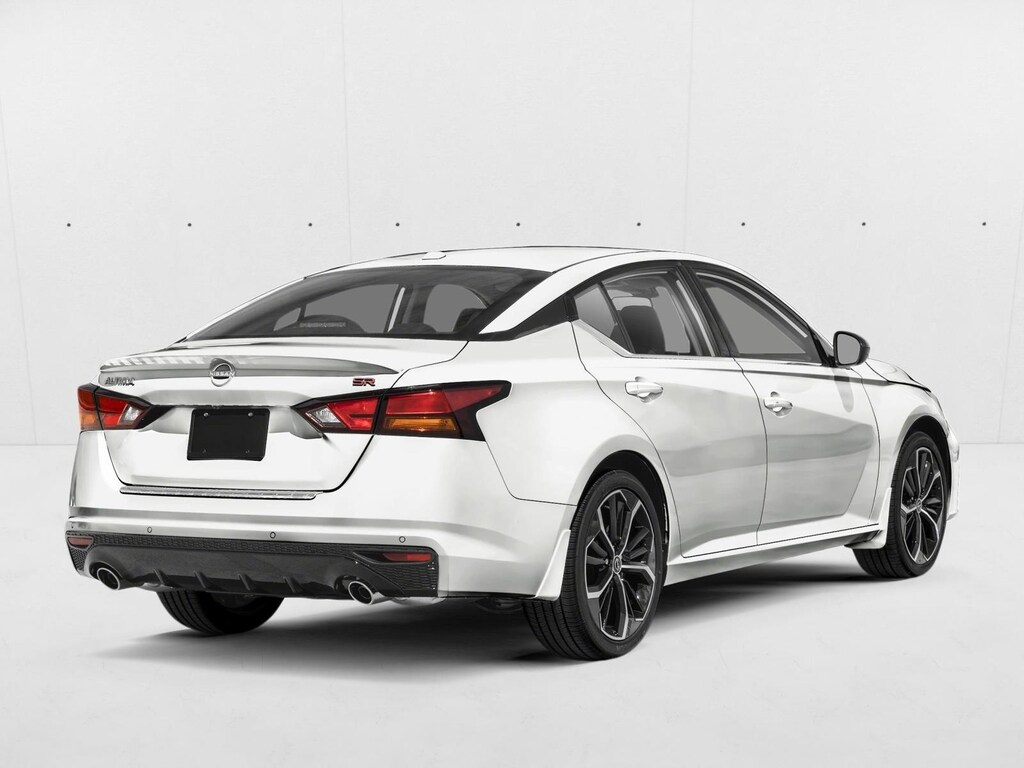 New 2026 Nissan Altima SR Sedan