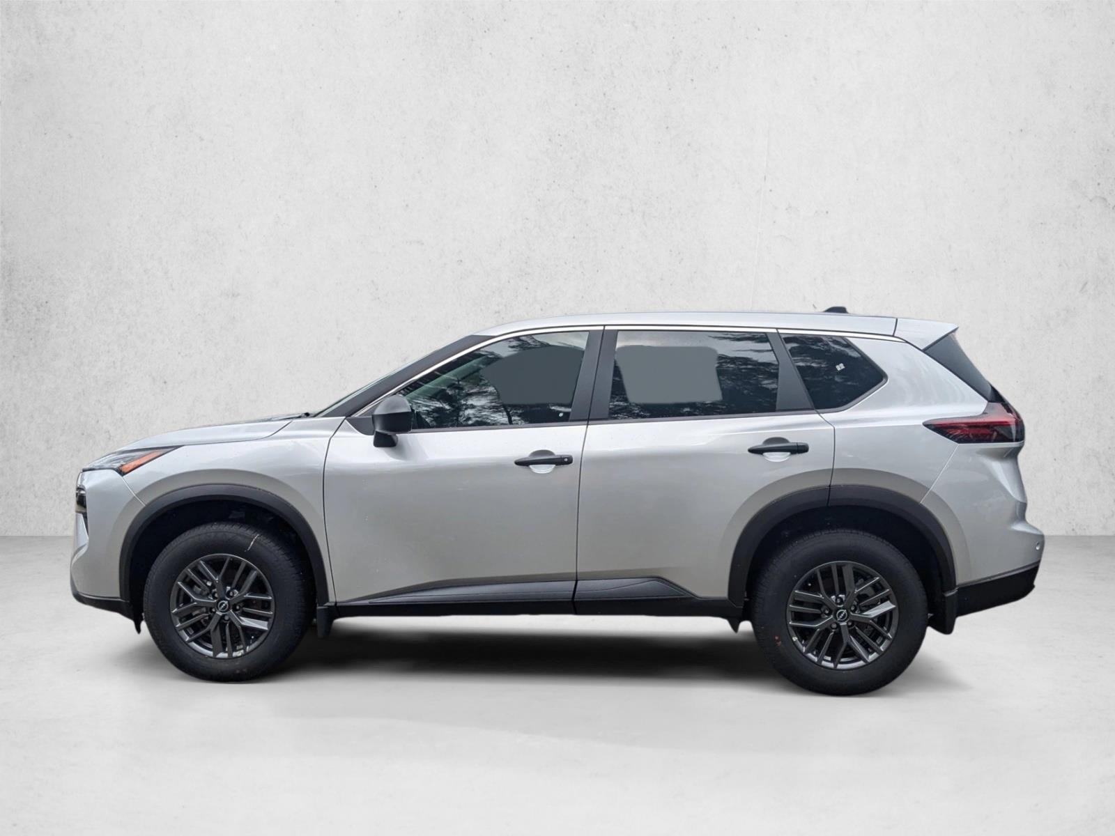 2025 Nissan Rogue S photo 3