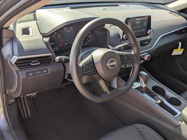 2025 Nissan Altima S photo 3