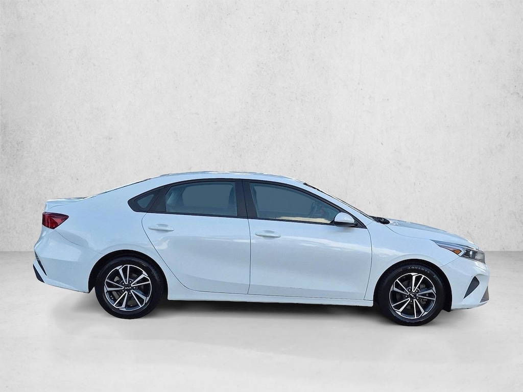 Used 2023 Kia Forte LXS Sedan