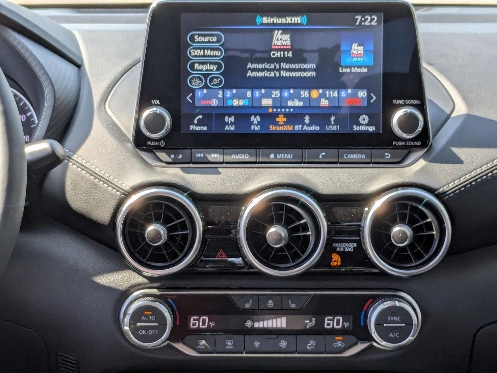 2025 Nissan Sentra SV - Photo 12