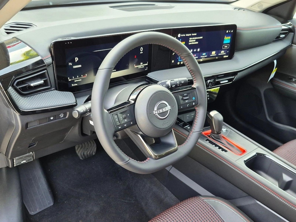 New 2026 Nissan Kicks SR SUV